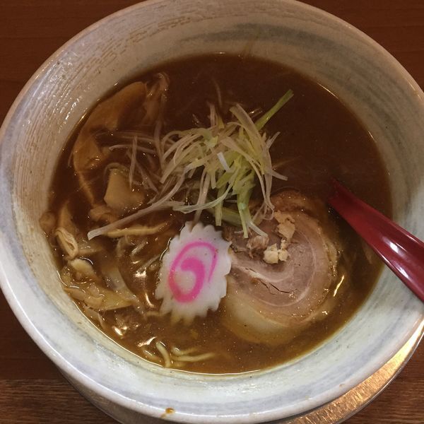 「節仕込みラーメン 半麺」@栄昇らーめんの写真