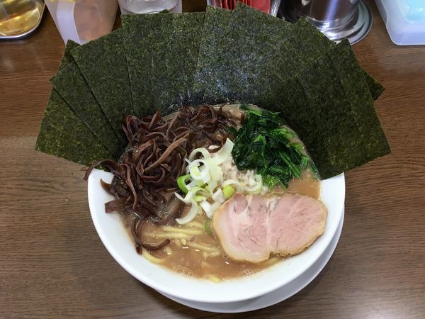 「ラーメン＋のり＋きくらげ」@うまいヨ ゆうちゃんラーメンの写真