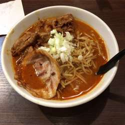 激辛オロチョン味噌ラーメン 炙り豚バラ炒め