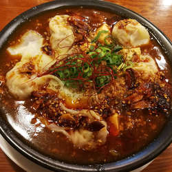 【限定】濃厚辛口麻婆わんたんめん