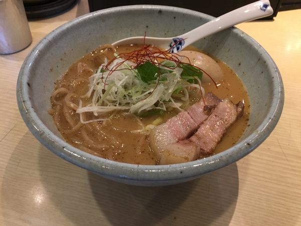 「味玉らーめん900」@麺や 高倉二条の写真