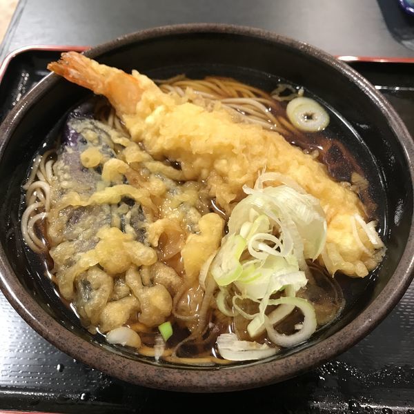 「かけ（￥320）＋なす天（￥60）＋海老天（クーポン）」@ゆで太郎 平河町店の写真