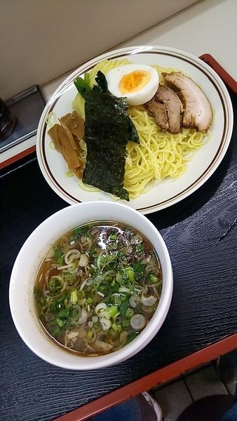 「つけ麺（中盛・油少なめ）５５０円」@中華料理 ひろしの写真