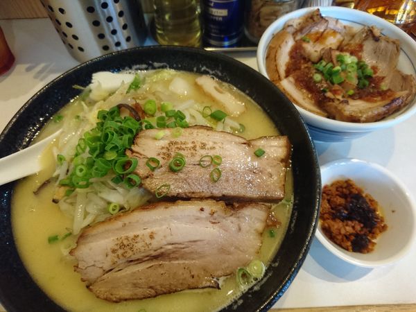 「【限定】名古屋コーチンの海鮮チャンポン800円＋日替りごはん」@麺屋 扇 SENの写真