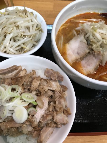 「ミニ辛味噌ラーメン、豚ごはん（塩）」@味噌麺処 花道庵の写真