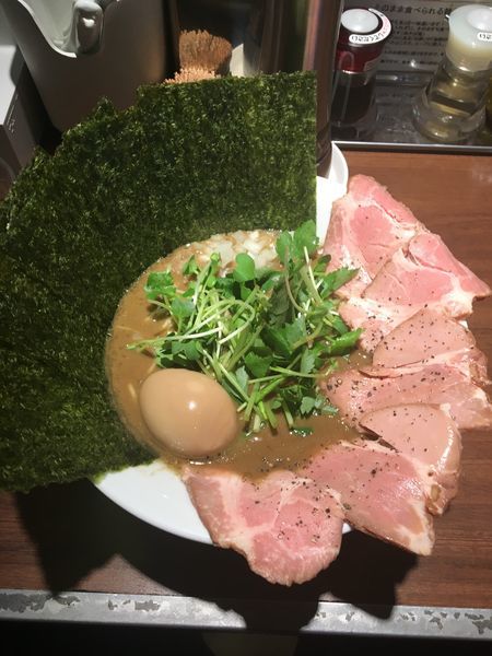 「濃厚烏賊煮干中華そば具沢山特性（醤油）＋替え玉」@麺屋 ねむ瑠の写真