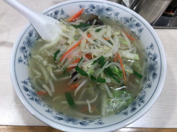 「タンメン(450円：税別)+ギョウザ(270円：税別)」@龍味 横浜トーヨー街店の写真