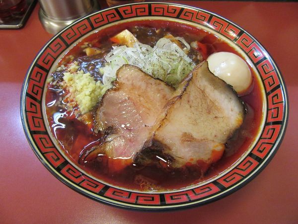 「特製マーボー麺（９８０円）」@中華そば 華丸の写真