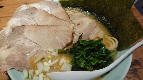 「大判チャーシューラーメン」@麺家 千晃 新横浜店の写真