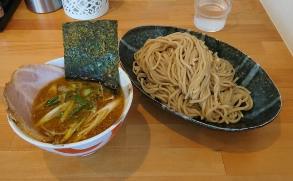 「木曜日 煮干しつけ麺」@らーめん マル汁屋の写真