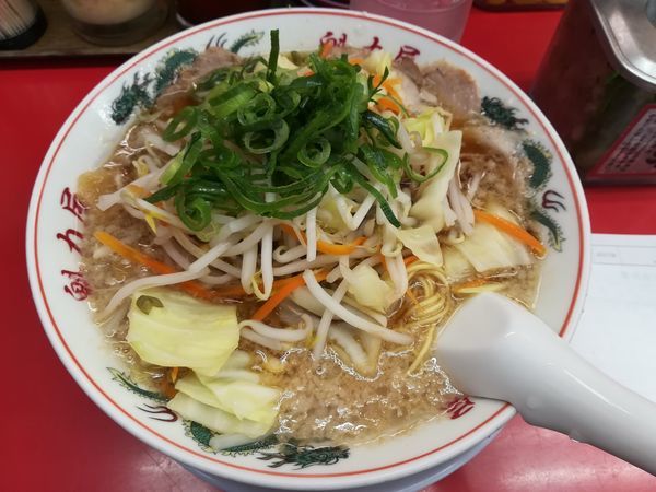 「4/25特製醤油野菜ラーメン大盛り850円固め」@魁力屋 朝比奈店の写真