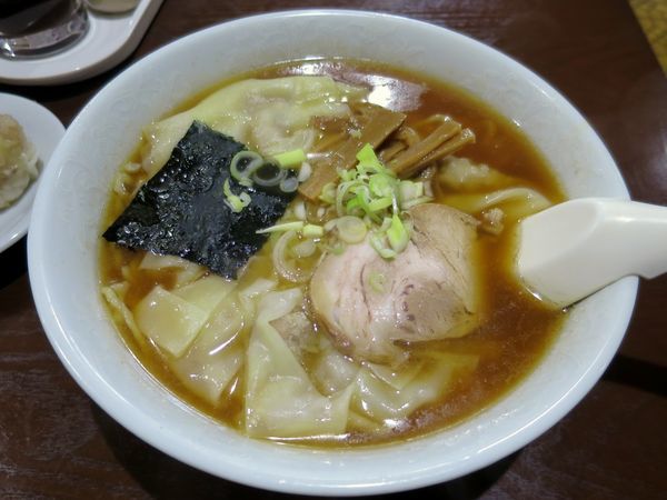 「ワンタン麺 ７７０円 ※冬季限定」@来集軒 元町店の写真