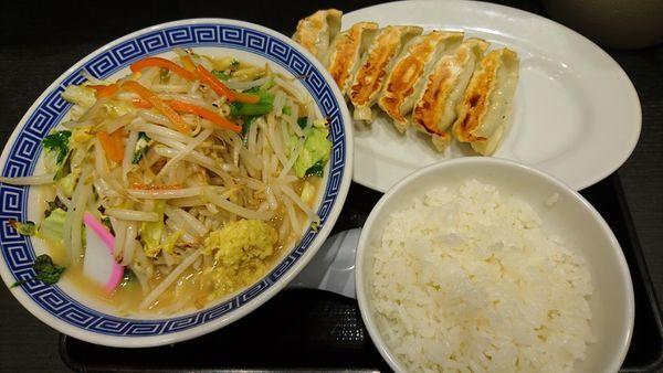 「タンギヨー、 ライス」@東京タンメン トナリ 東京ラーメンストリート店の写真