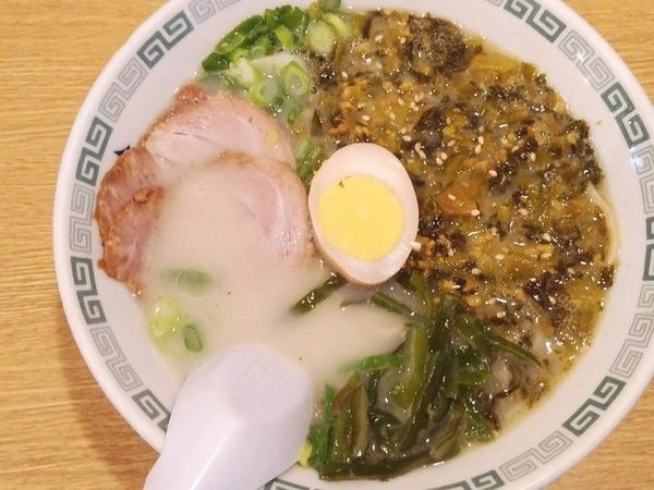 「阿蘇拉麺＋叉焼」@桂花ラーメン 新宿西口店の写真