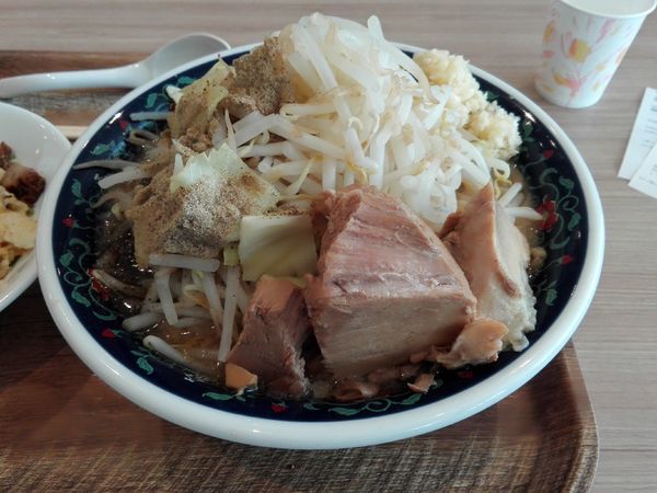 「ニボジロー　大盛」@凌駕IDEA イオンモール松本店の写真