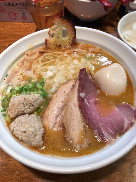 「鶏そば 塩 特製トッピング」@はりけんラーメンの写真