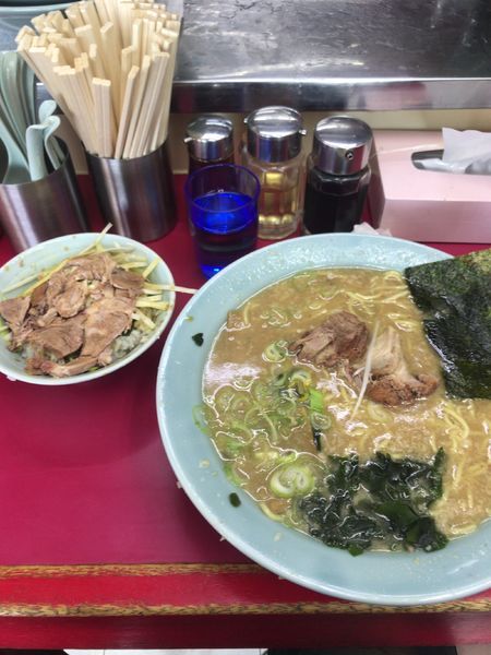 「ラーメン 中盛 ネギチャーシュー丼」@ラーメンショップ 牛久結束店の写真