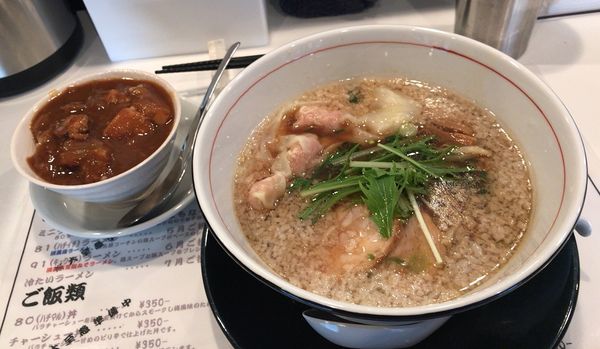 「90(キュウマル)ラーメン＋ワンタン＋ミニチャーシューカレー」@麺場80’sの写真
