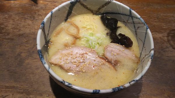 「しおらーめん」@風来居 渋谷店の写真