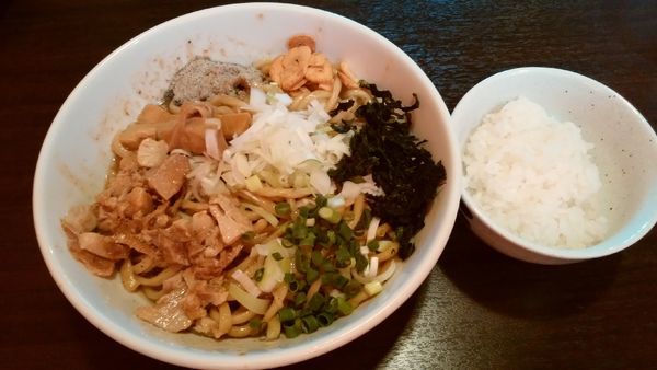 「活龍混ぜそば＋小ライス＋龍神餃子」@つけめん・らーめん活龍 境店の写真