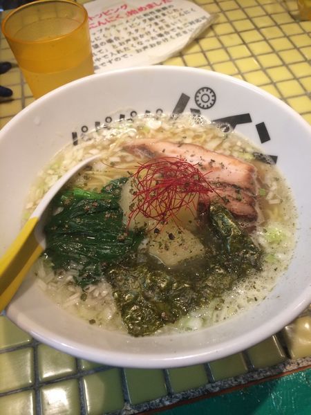 「パイナップル塩ラーメン」@パイナップルラーメン屋さん パパパパパインの写真