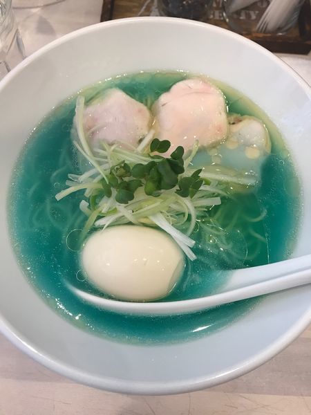「鶏清湯 青」@濃厚鶏出汁拉麺 吉法師 KIPPOSHIの写真