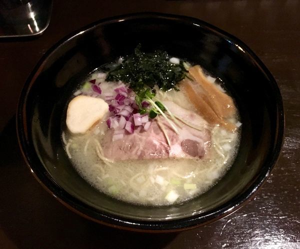 「鯛パイタン 900円」@La らぁ麺 256 nicolの写真