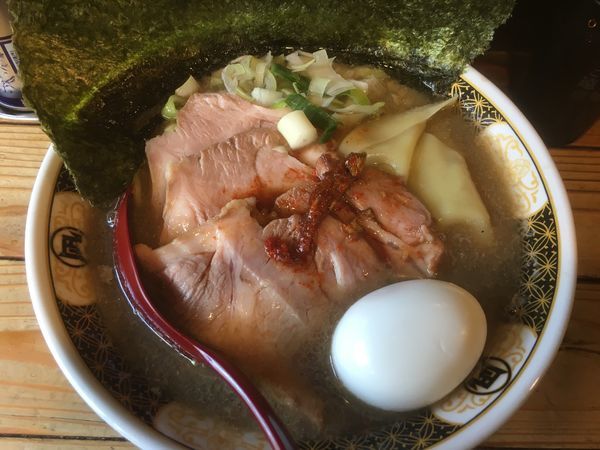 「特製ラーメン1200円」@すごい煮干ラーメン凪 新宿ゴールデン街店 本館の写真