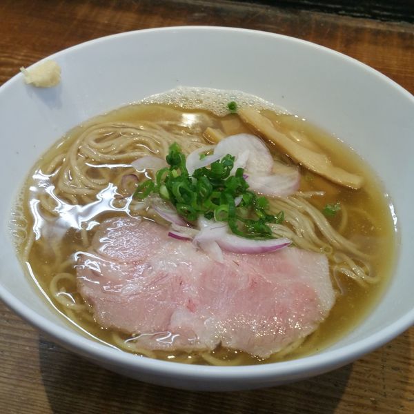 「煮干塩」@町田汁場 しおらーめん 進化の写真
