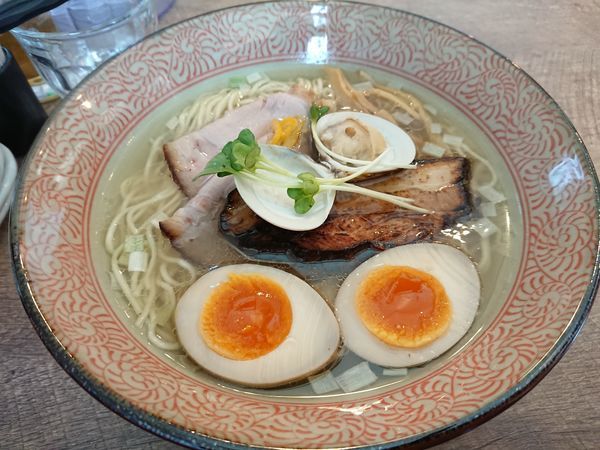 「特製蛤の塩そば(クーポン)750円＋アサリの炊き込みご飯」@Ramen611の写真