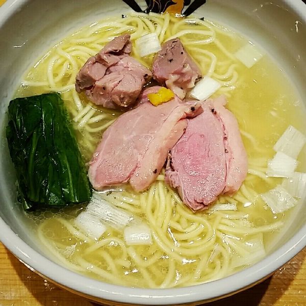 「鴨中華そば（塩）８５０円」@満鶏軒の写真