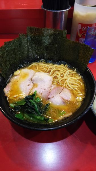 「中盛ﾁｬｰｼｭｰ麺￥970+のり増し￥50」@家系総本山 ラーメン吉村家の写真