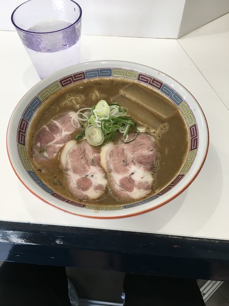 「煮干鰮豚骨ラーメン 濃厚」@煮干鰮豚骨らーめん 嘉饌の写真