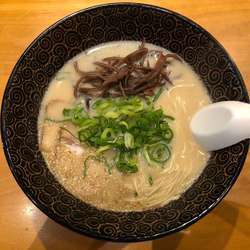 豚骨ラーメン＋替玉×2