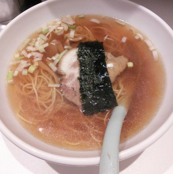 「ラーメン ハーフ(醤油)　５００円」@唐桃軒の写真