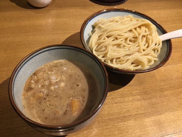 「濃厚煮干しつけ麺」@鼈の写真