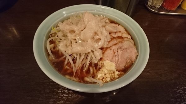 「あかつき麺＋豚増し（ニンニクアブラ）」@麺や あかつきの写真