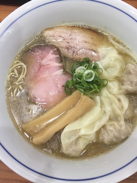 「ワンタン中華そば」@中華そば 西川の写真