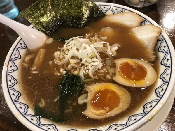 「支那そば」@東京豚骨拉麺 ばんから 八千代店の写真