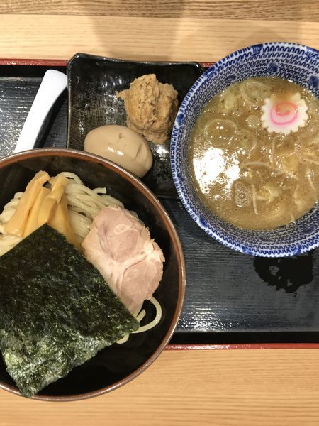 「特製つけ麺」@舎鈴 JRさいたま新都心ビル店の写真