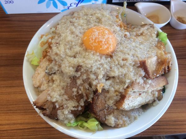 「まるそば(汁なし)麺300グラム 豚増し」@麺家ひまりの写真