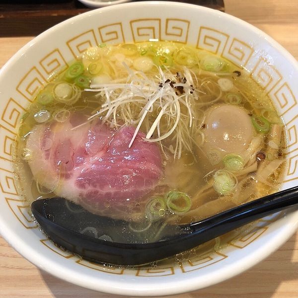 「味玉塩らぁ麺」@中村麺三郎商店の写真