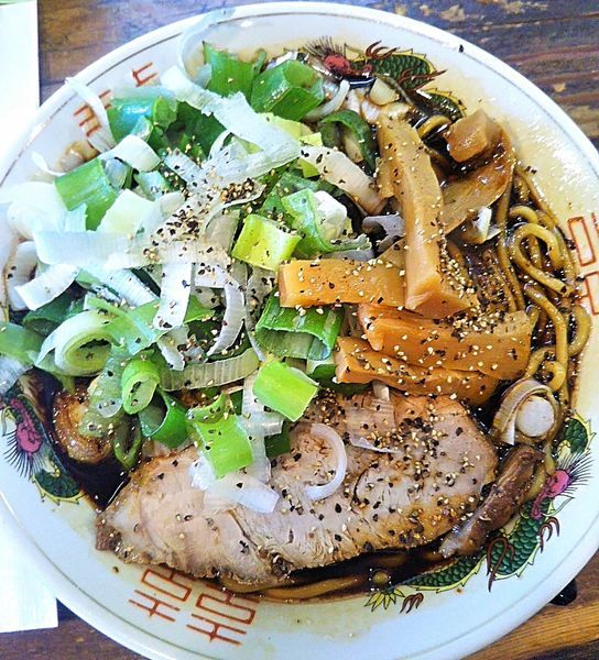 「東中野ブラック 750円」@麺屋 山岸の写真