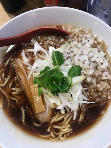 「煮干しそば + 玉ねぎトッピング  900円」@煮干麺 月と鼈の写真