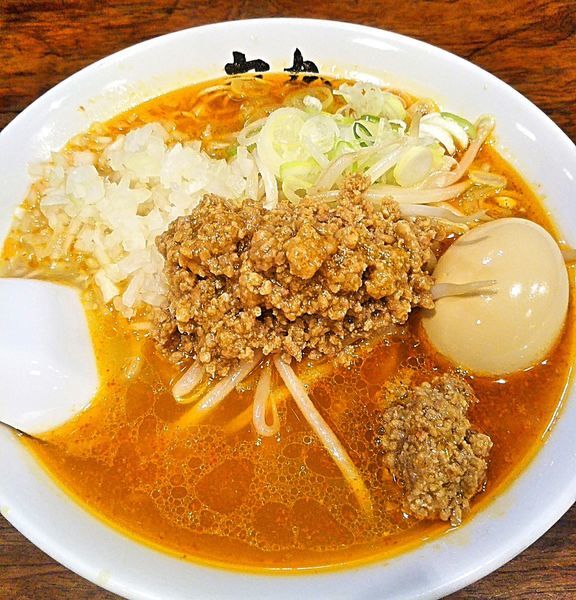 「台湾ラーメン 670円＋煮たまご 100円＋税」@ラーメン力丸の写真