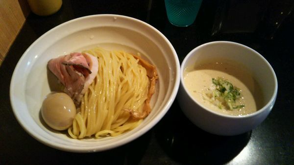 「冷しホワイトつけ＋味玉」@七福軒の写真