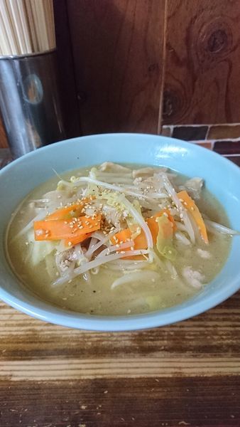 「牛もつ塩ラーメン」@九州大分ラーメン 麺恋亭 中華街店の写真