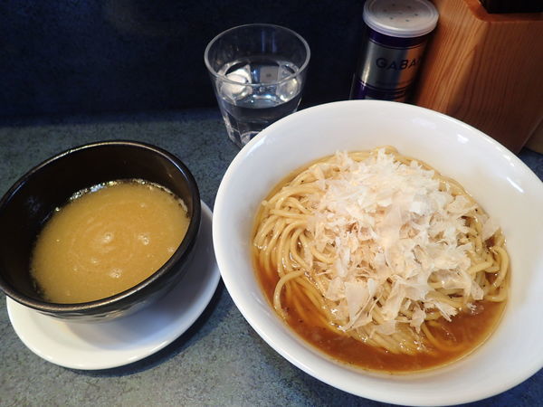 「白湯まぜそば 950円」@もとのともの写真