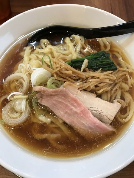 「醤油ラーメン、大盛」@純手打ち だるまの写真