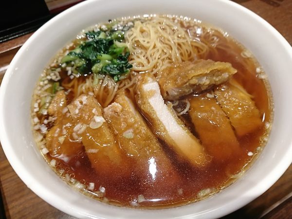 「排骨麺（パーコーメン）」@羽根つき焼小籠包 鼎’s ルクア大阪店の写真